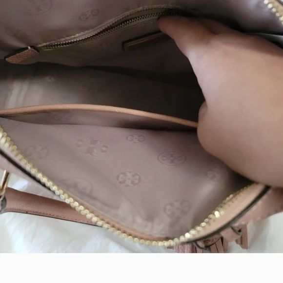 Tory Burch bag - Picture 8 of 9